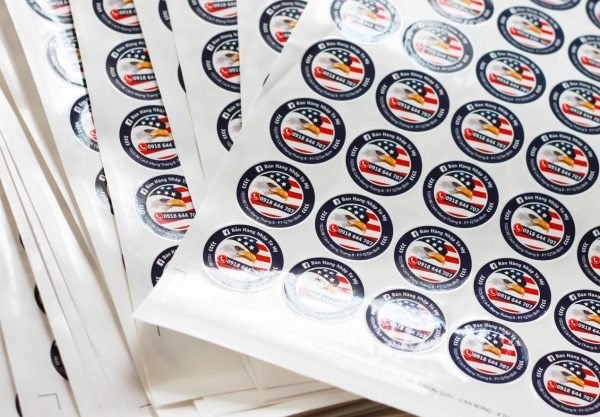 Decal tem nhãn label