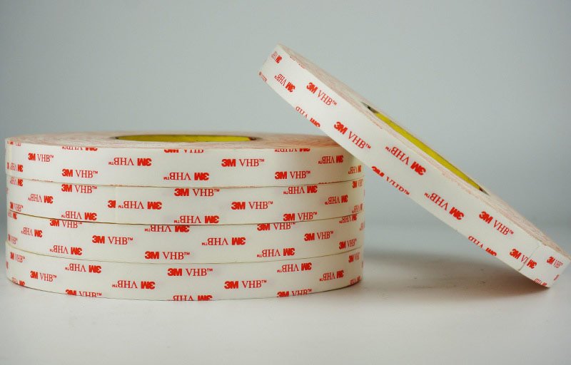 Tìm mua băng dính dán tường ở đâu