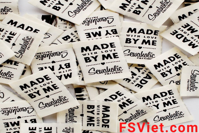 Vì sao nhãn vải quần áo lại trở thành xu hướng mới hiện nay ?