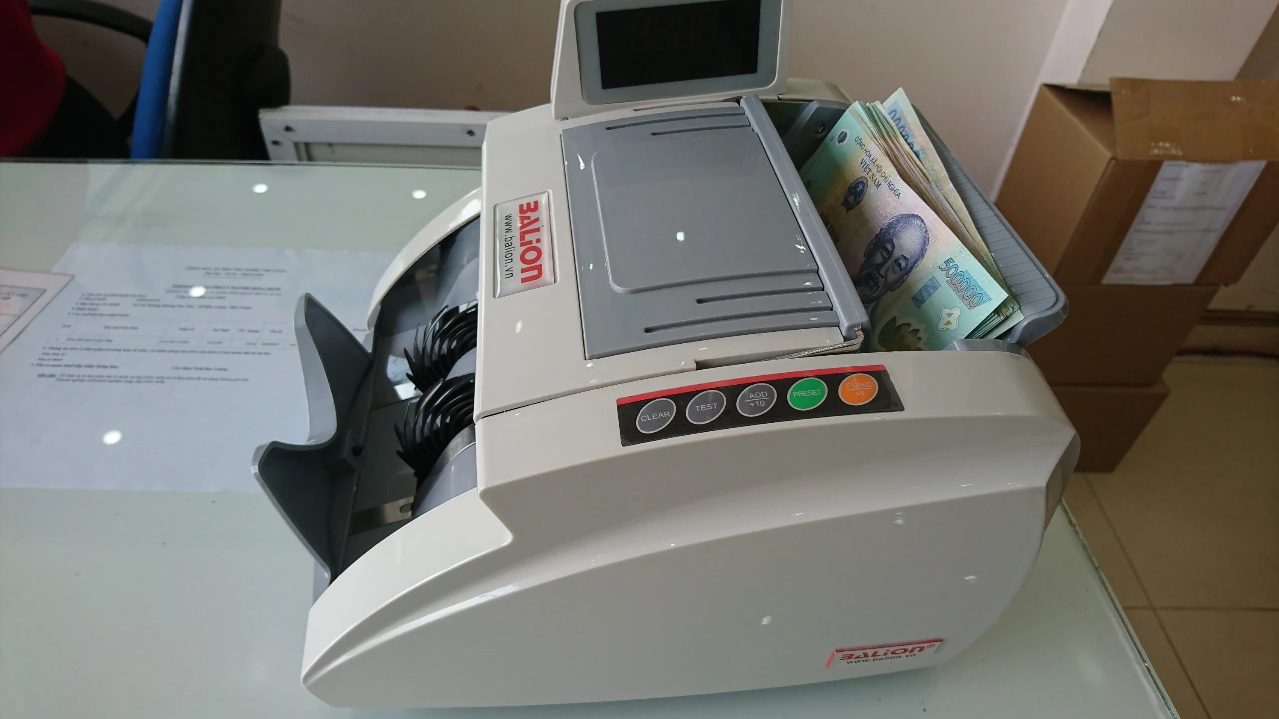 Cách để đếm tiền nhanh, không bị nhầm lẫn mới nhất 2024